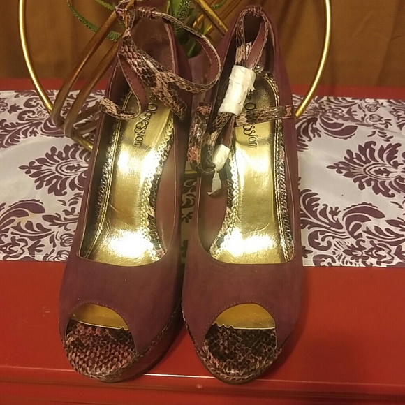 Beautiful Wedge - Picture 2 of 6